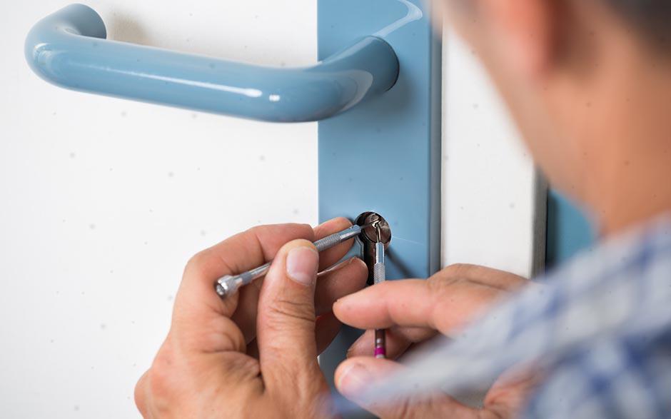 serrure de porte d'entrée Le Bourget